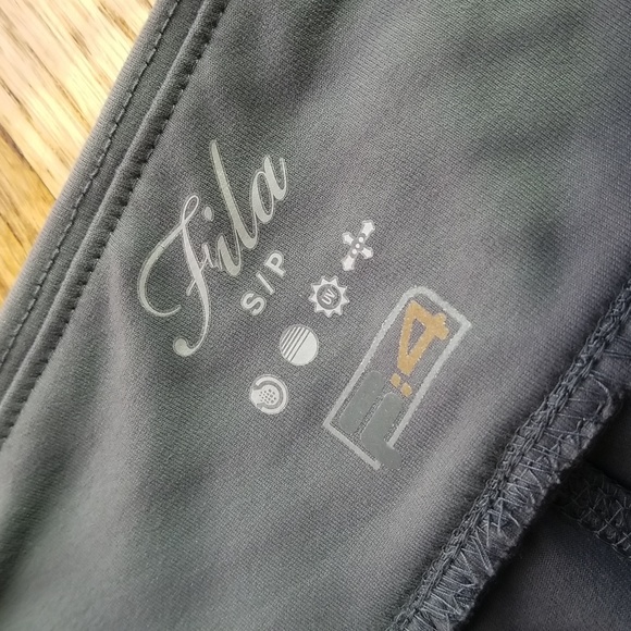 (S) NWT FILA Wicking Wide Leg Cropped UV Protective Stretch Activewear Yoga Gym - Picture 7 of 10